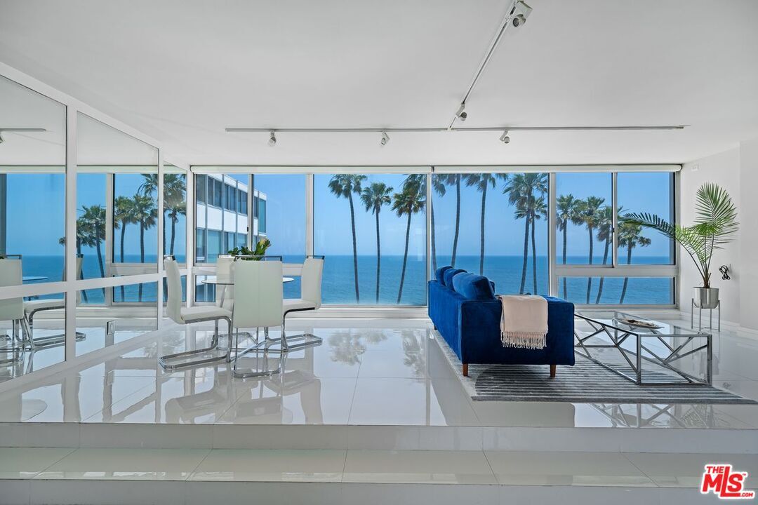 Property Photo: 17368 W W. Sunset Blvd Ph5 CA 90272