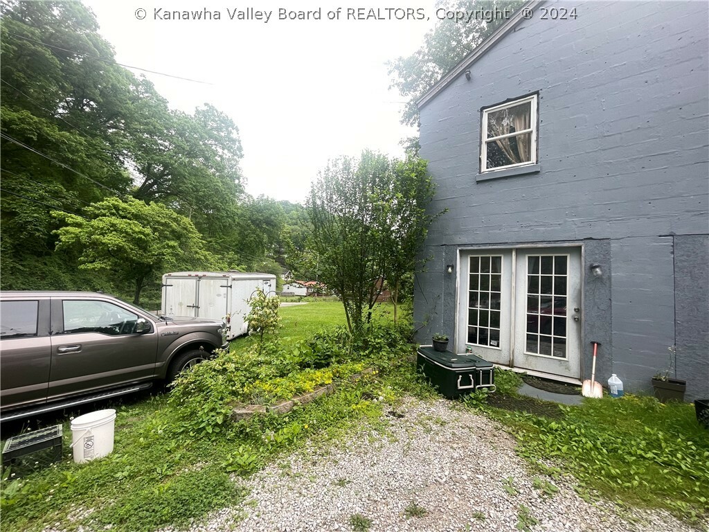 Property Photo: 603 Crestlyn Drive WV 25302