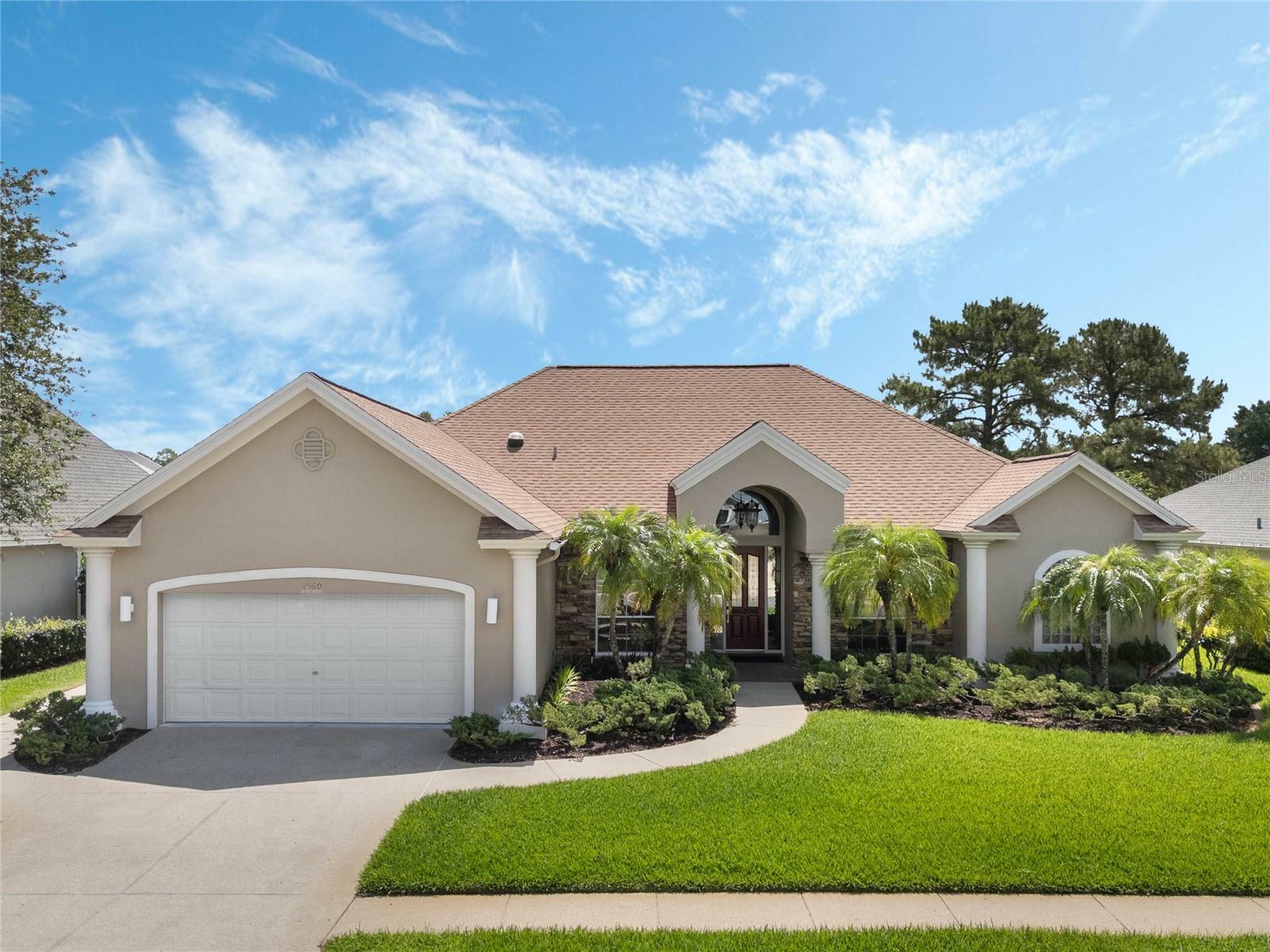 Property Photo:  1560 Edgewater Drive  FL 32757 