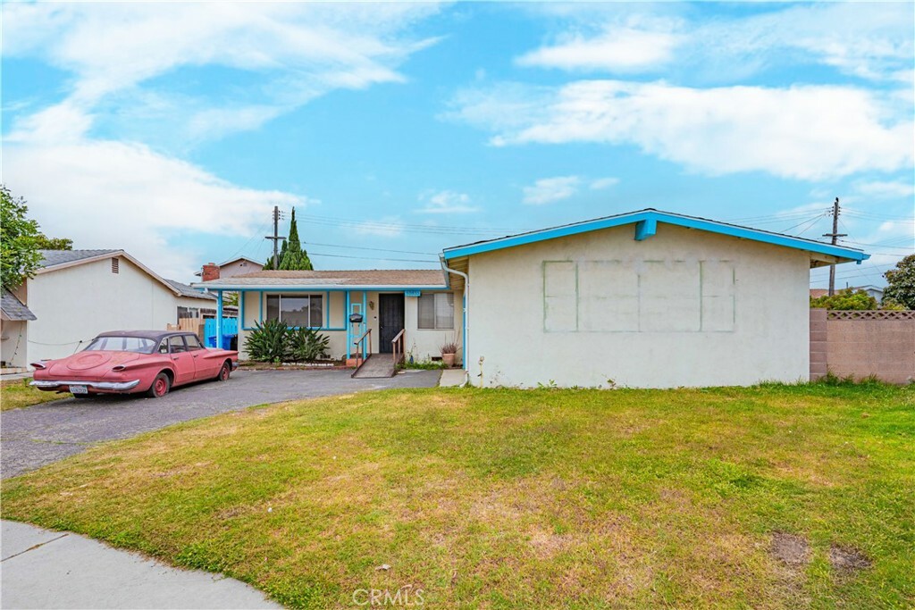 Property Photo:  10833 Courson Drive  CA 90680 