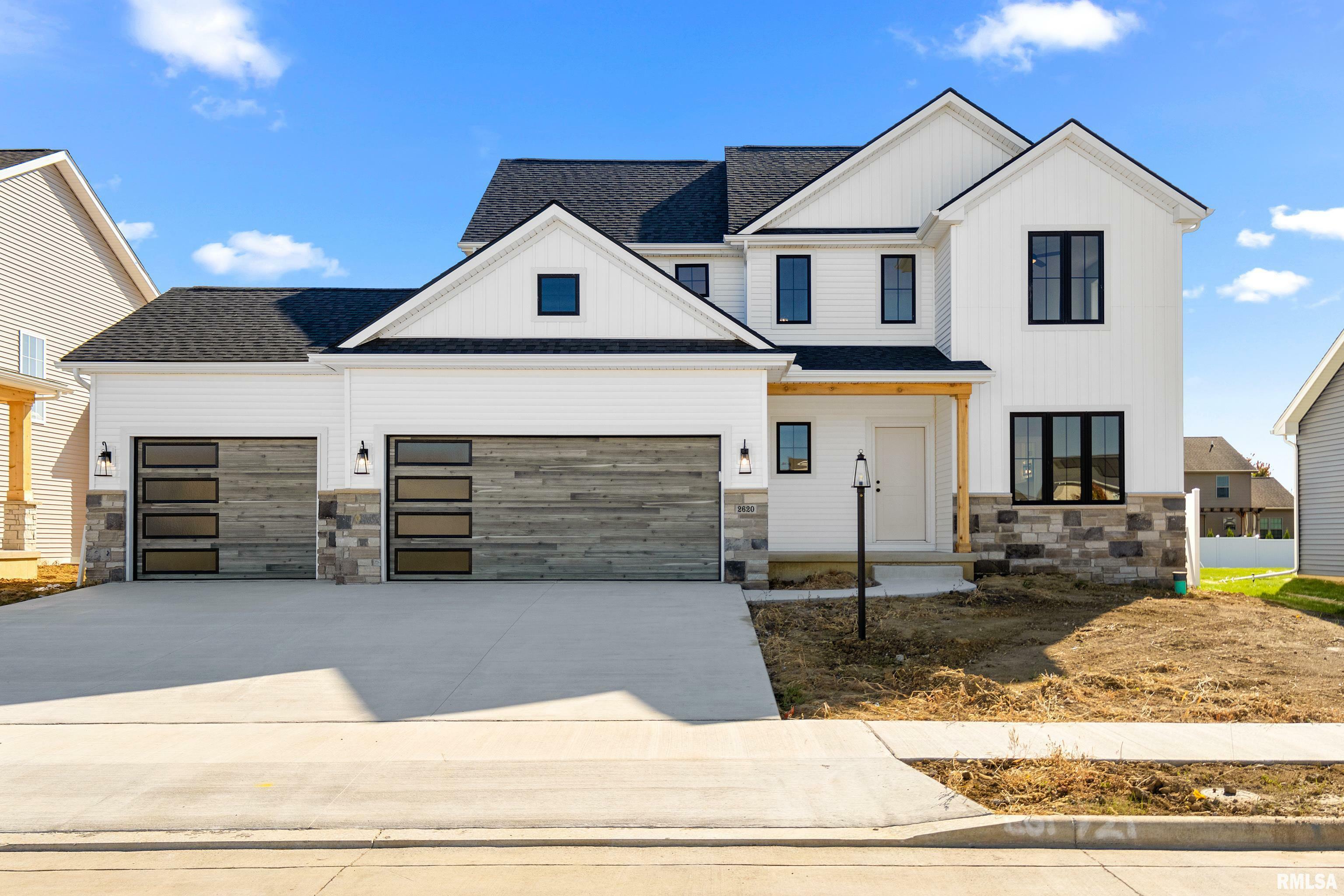 Property Photo:  2620 W Arden Way  IL 61525 