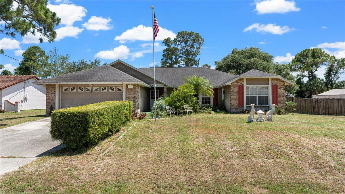 Property Photo: 5565 Brandon Street FL 32927