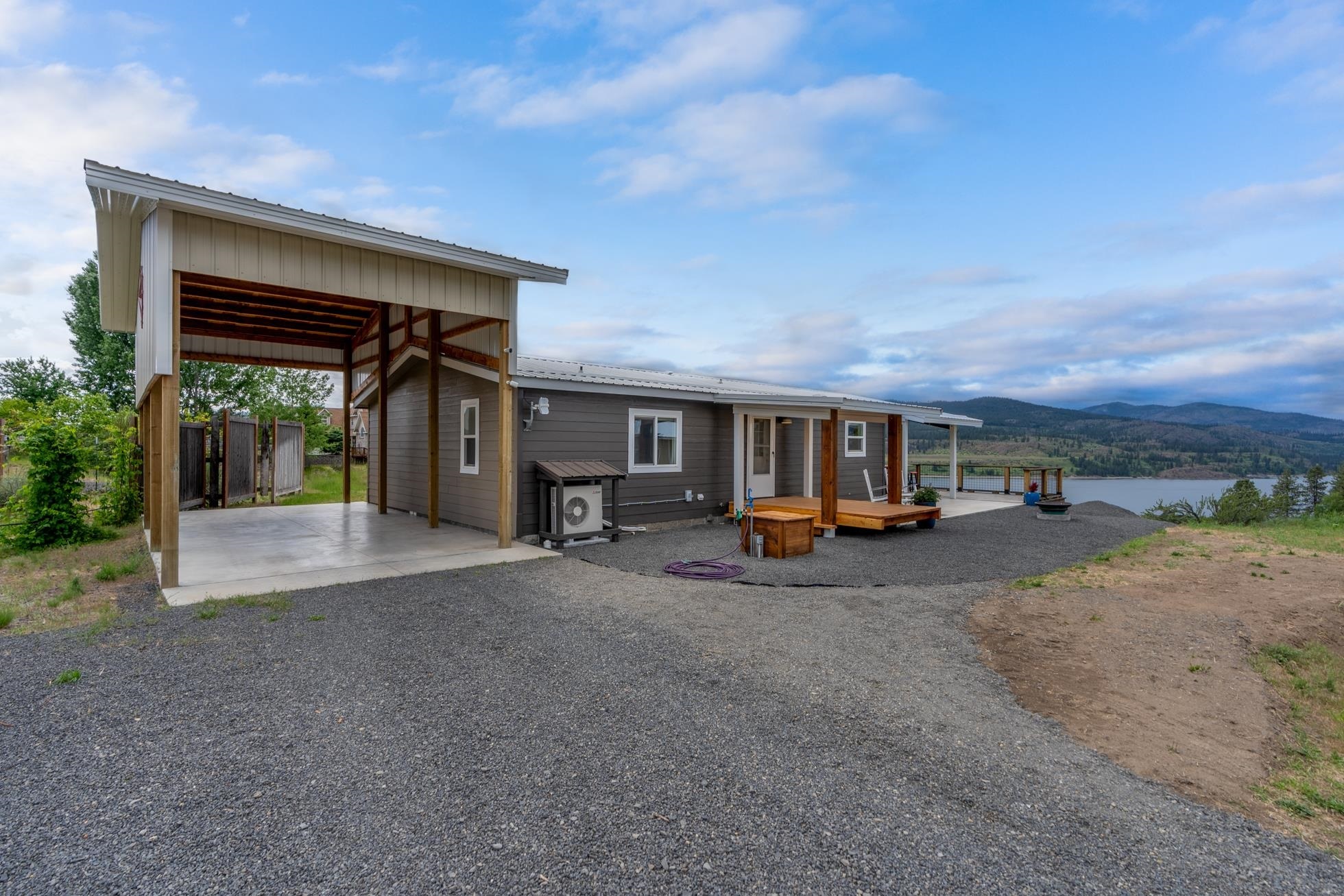 Property Photo:  42021 Quail Run Rd N  WA 99122 