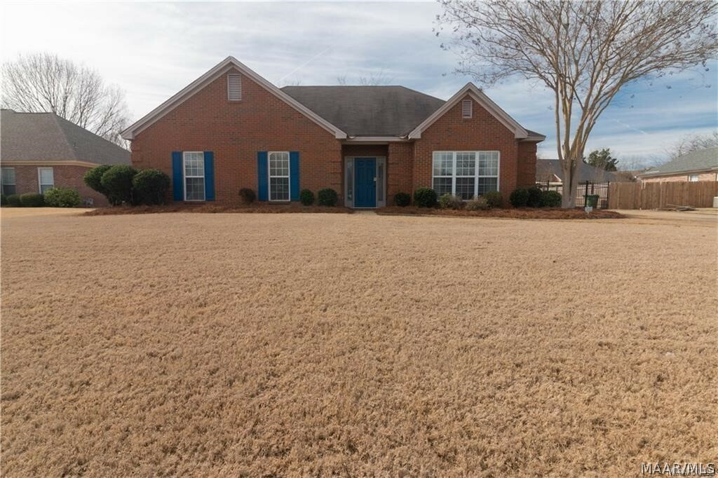 Property Photo:  1648 Worthing Road  AL 36117 