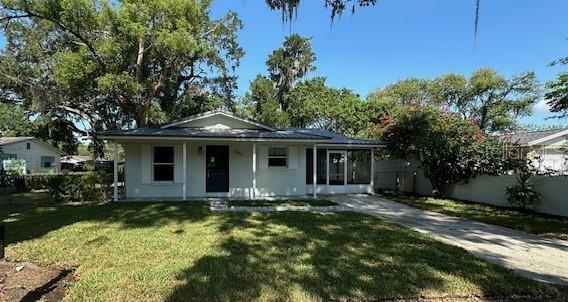 Property Photo:  2411 Elm Street  FL 33584 