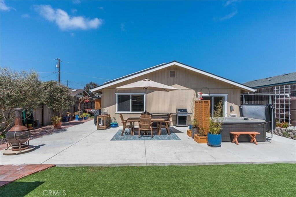 Property Photo:  1762 13th Street  CA 93402 