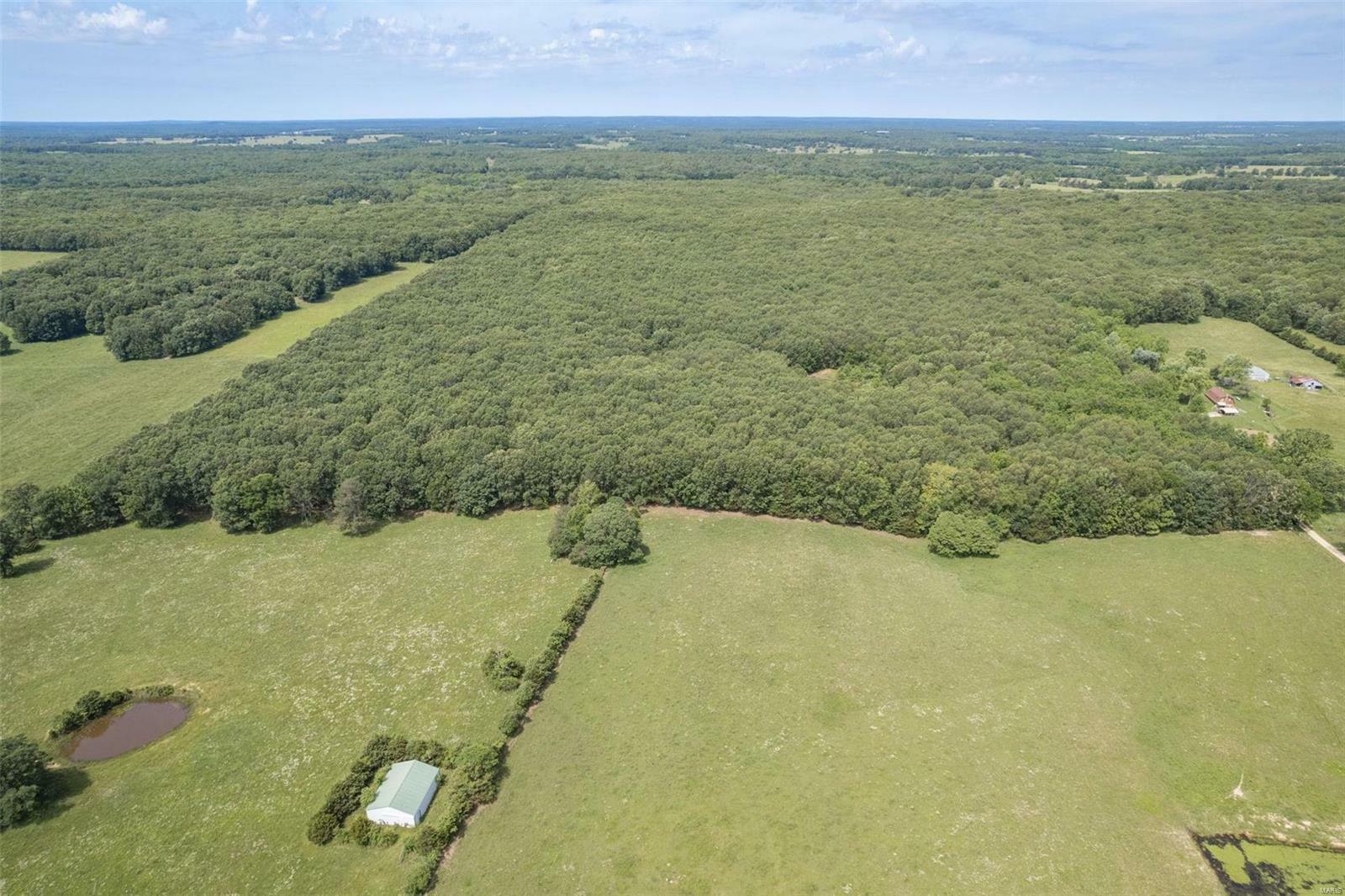 Property Photo:  40 +- Acres Cr-6190  MO 65560 