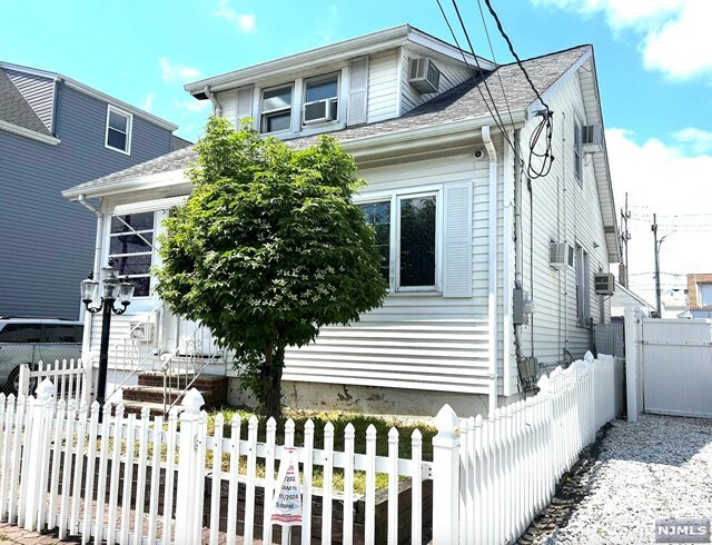 Property Photo:  15 Morrissee Avenue  NJ 07057 