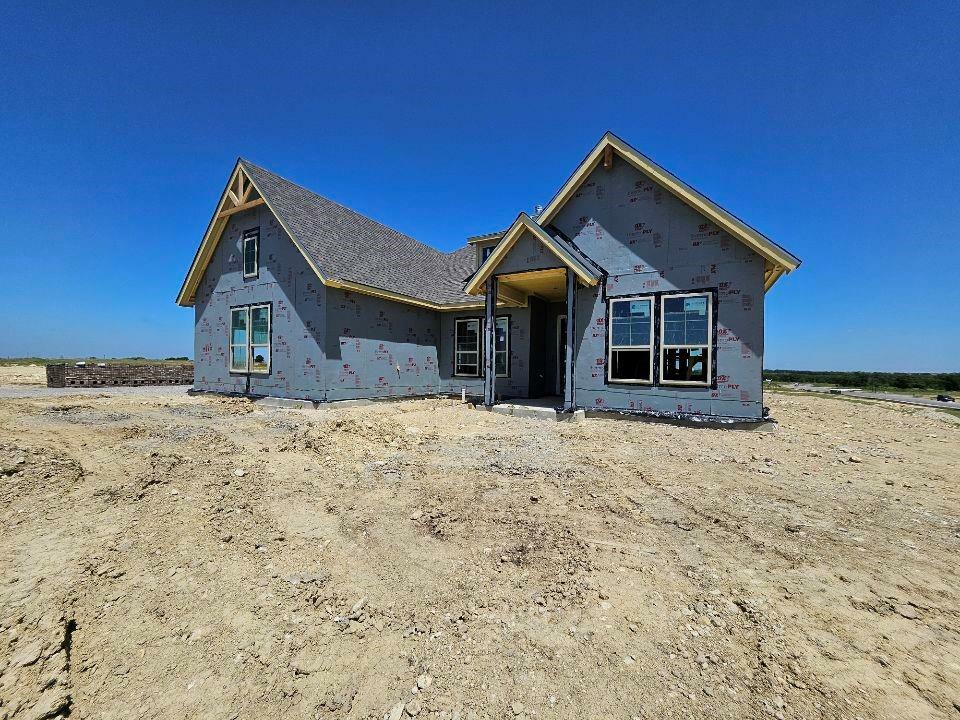 Property Photo: 116 Clear Creek Lane TX 76078