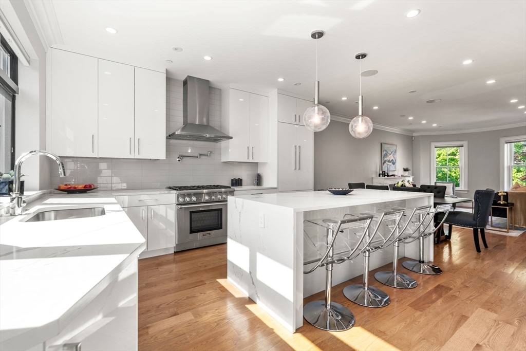 Property Photo: 126 West Newton Street 2 MA 02118