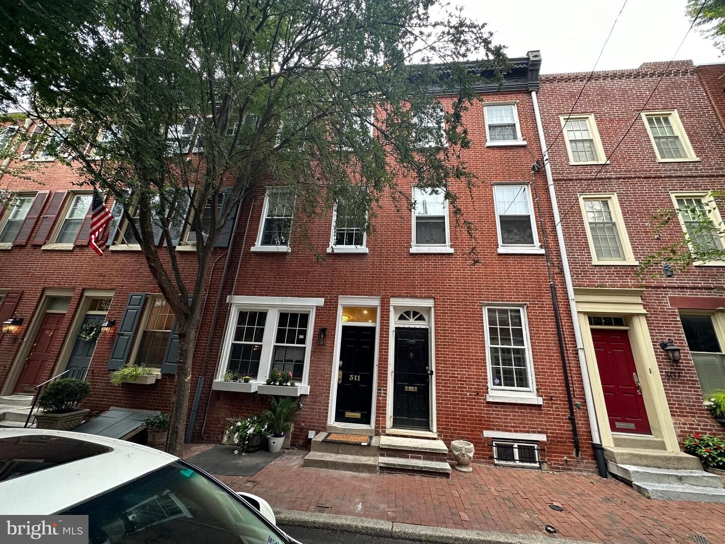 Property Photo:  311 Gaskill Street  PA 19147 