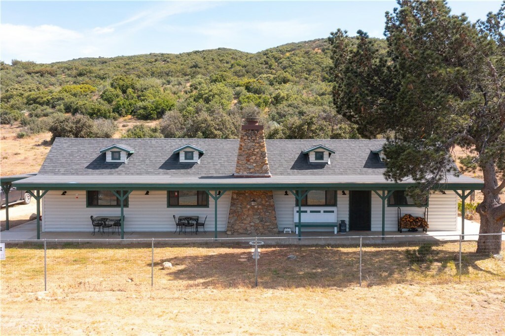Property Photo:  60861 Burnt Valley Road  CA 92539 