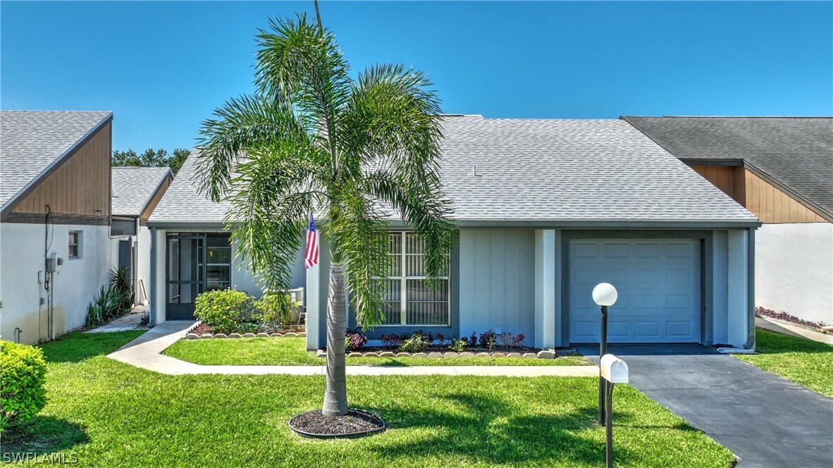 Property Photo:  9801 Maplecrest Circle  FL 33936 