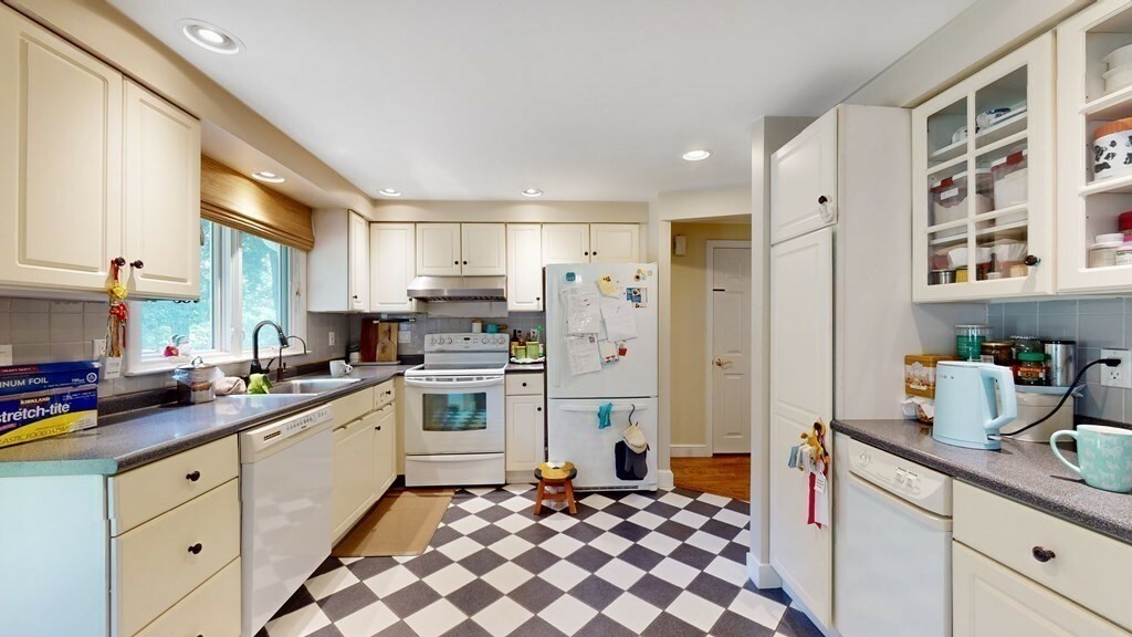 Property Photo:  723 Blue Hill Ave  MA 02186 