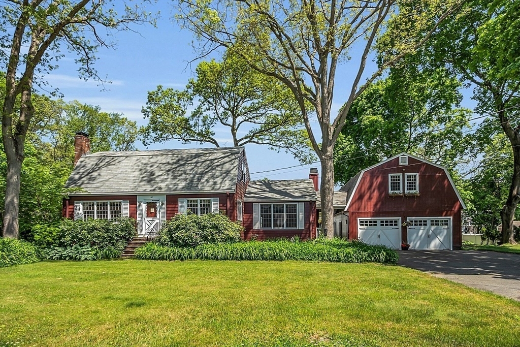Property Photo: 38 Hathaway Rd MA 01887