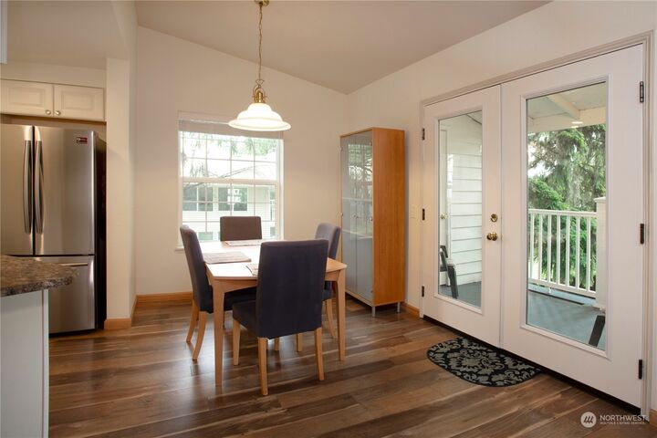 Property Photo:  8653 Avondale Road NE D-207  WA 98052 