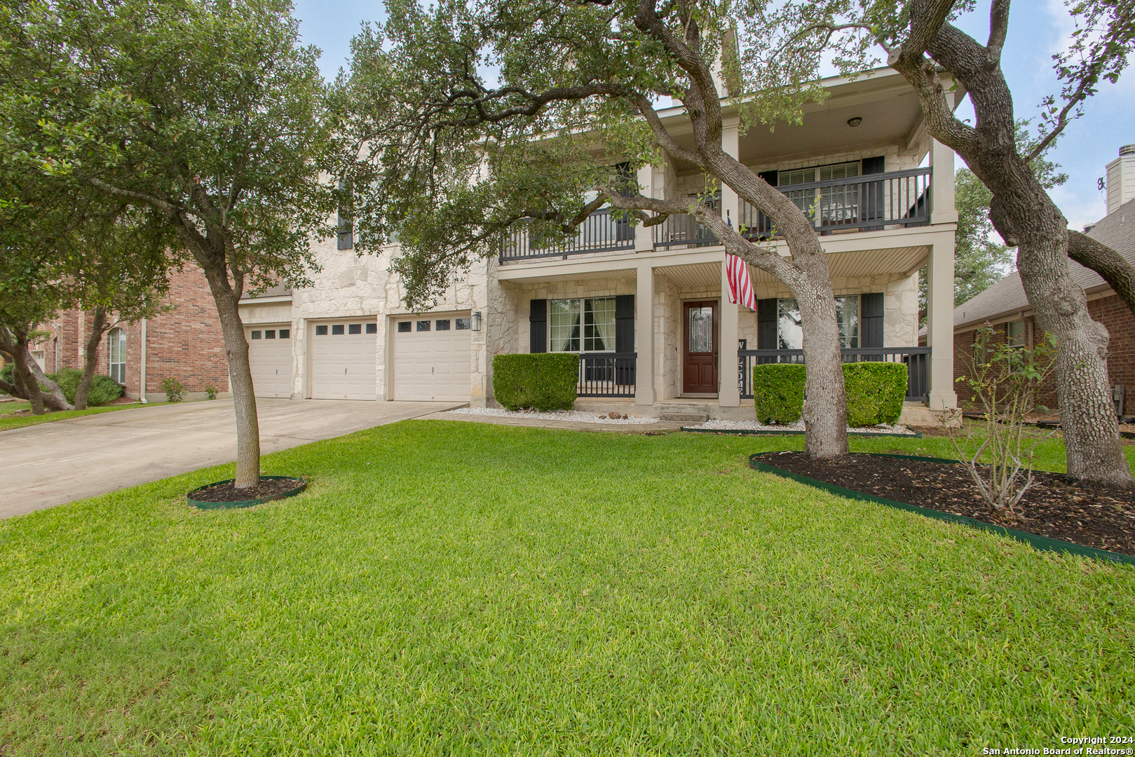 Property Photo:  26015 Laurel Pass  TX 78260 