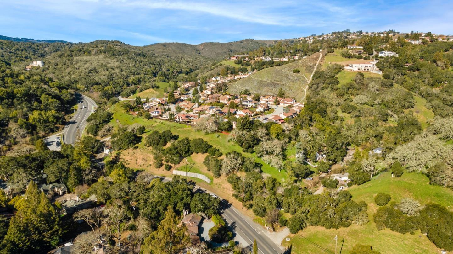 Property Photo: 4 El Vanada Road CA 94062