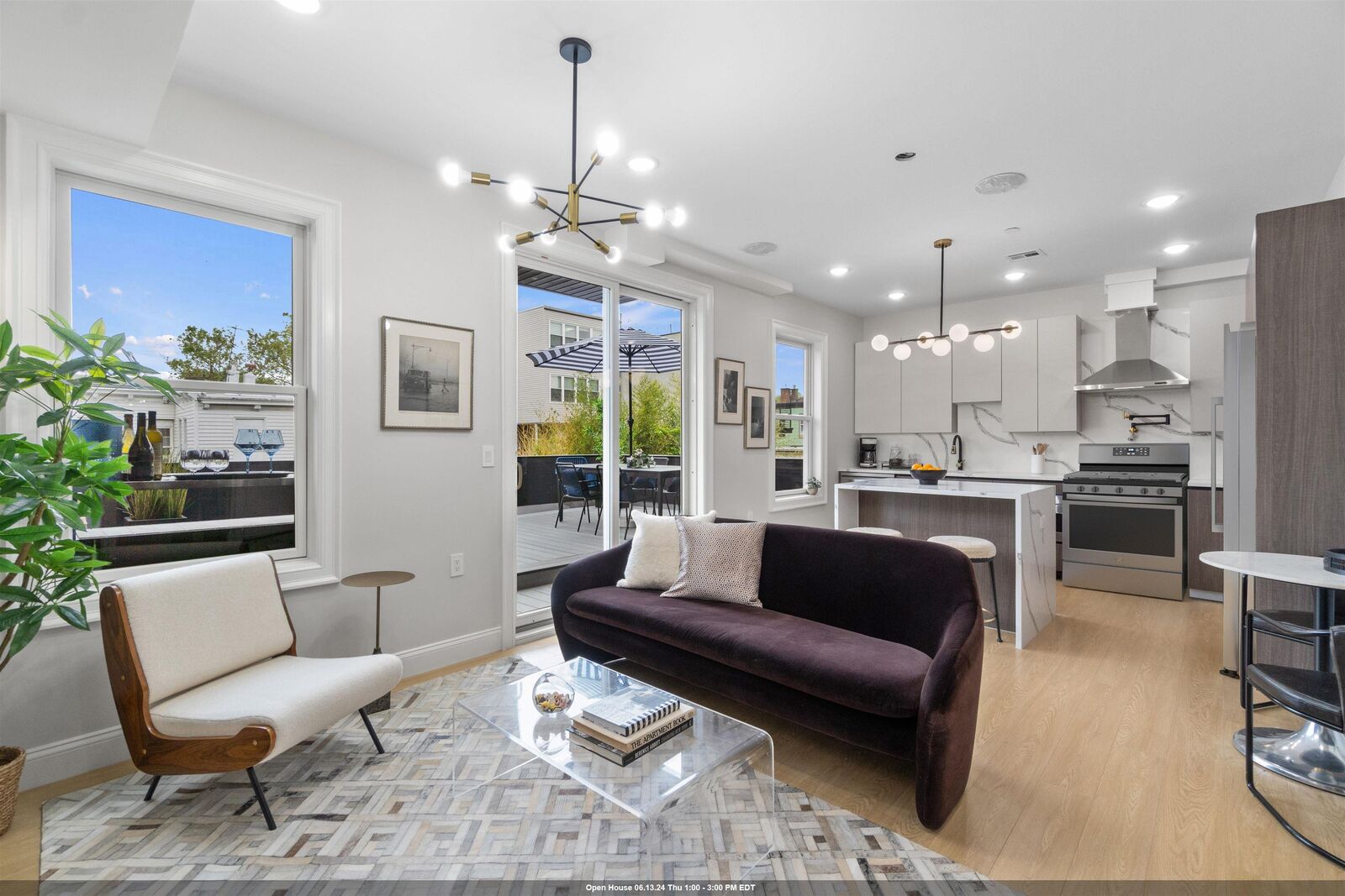 Property Photo:  573 Palisade Ave 2B  NJ 07307 