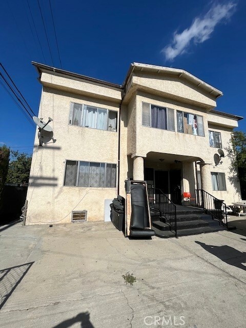 Property Photo: 2415 Boulder Street CA 90033