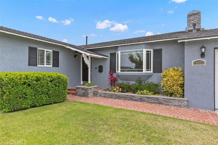 Property Photo:  13552 Chestnut Street  CA 92683