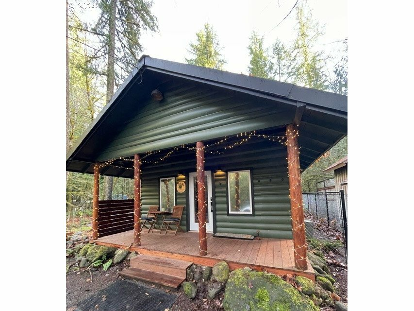 Property Photo:  71042 E Salmonberry Rd  OR 97049 