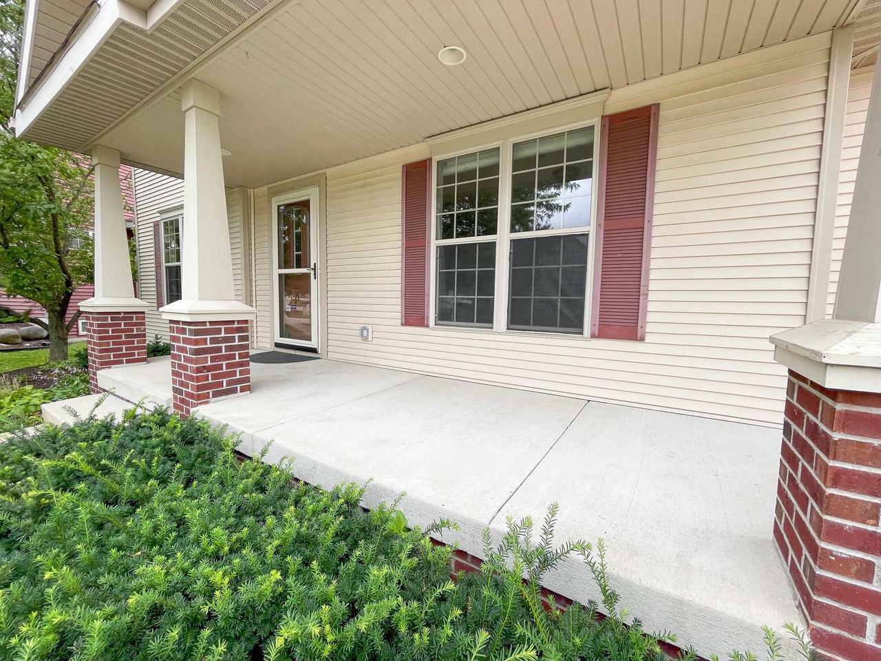 Property Photo:  2633 Koshkonong Way  WI 53590 