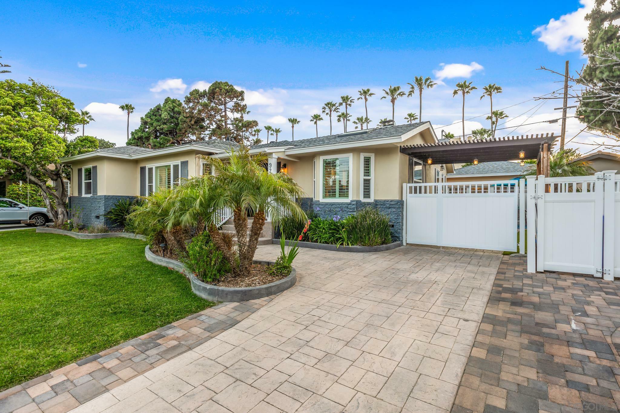 Property Photo:  920 Moana Drive  CA 92106 