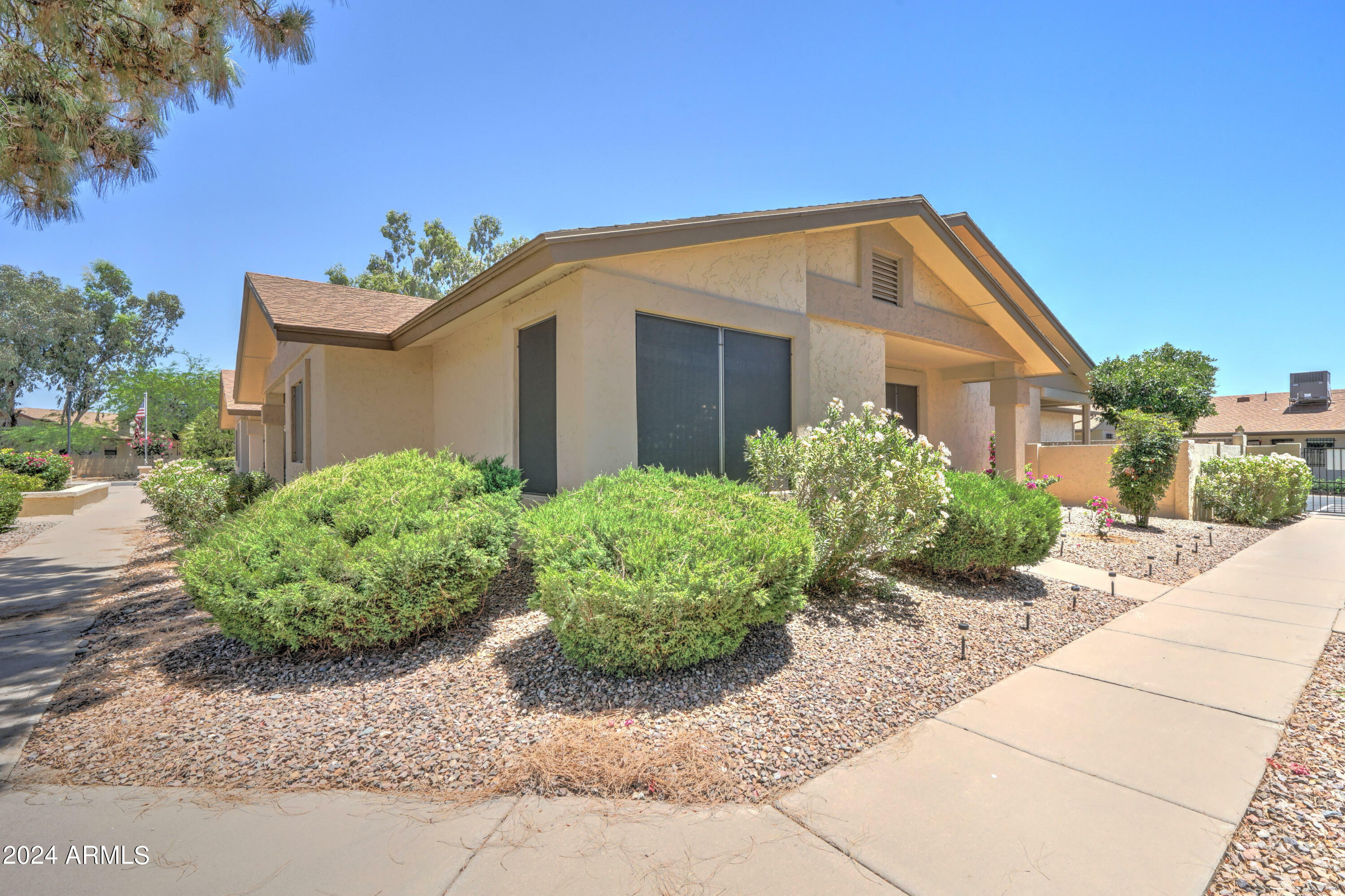 Property Photo:  310 N 65th Street 9  AZ 85205 