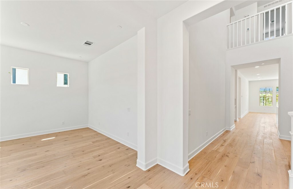 Property Photo:  11773 Toyon Drive  CA 91311 