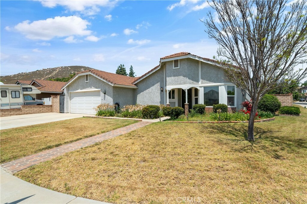 Property Photo:  11215 Saint Anton Circle  CA 92505 