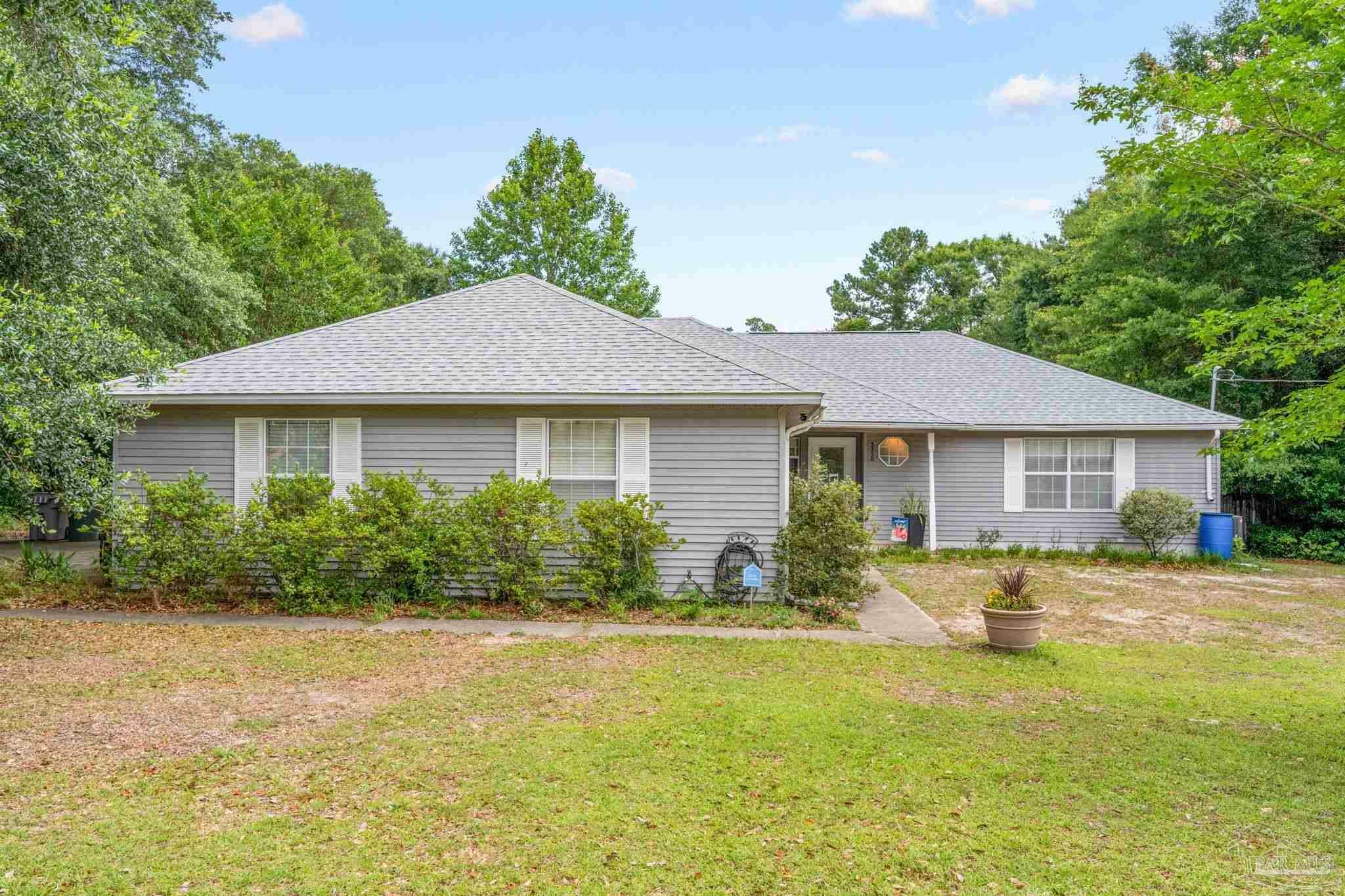 Property Photo:  3750 Don Janeal Rd  FL 32526 