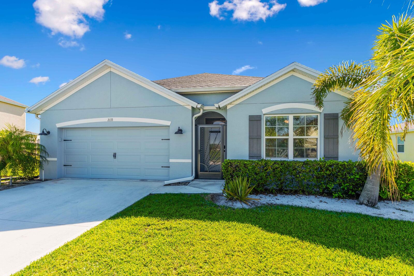Property Photo:  2133 Harwick Circle SW  FL 32968 