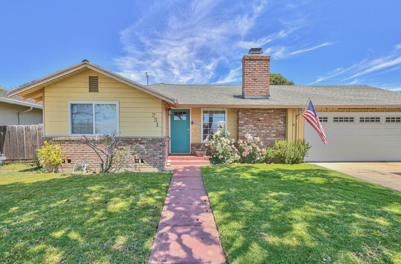 Property Photo:  231 La Mesa Drive  CA 93901 