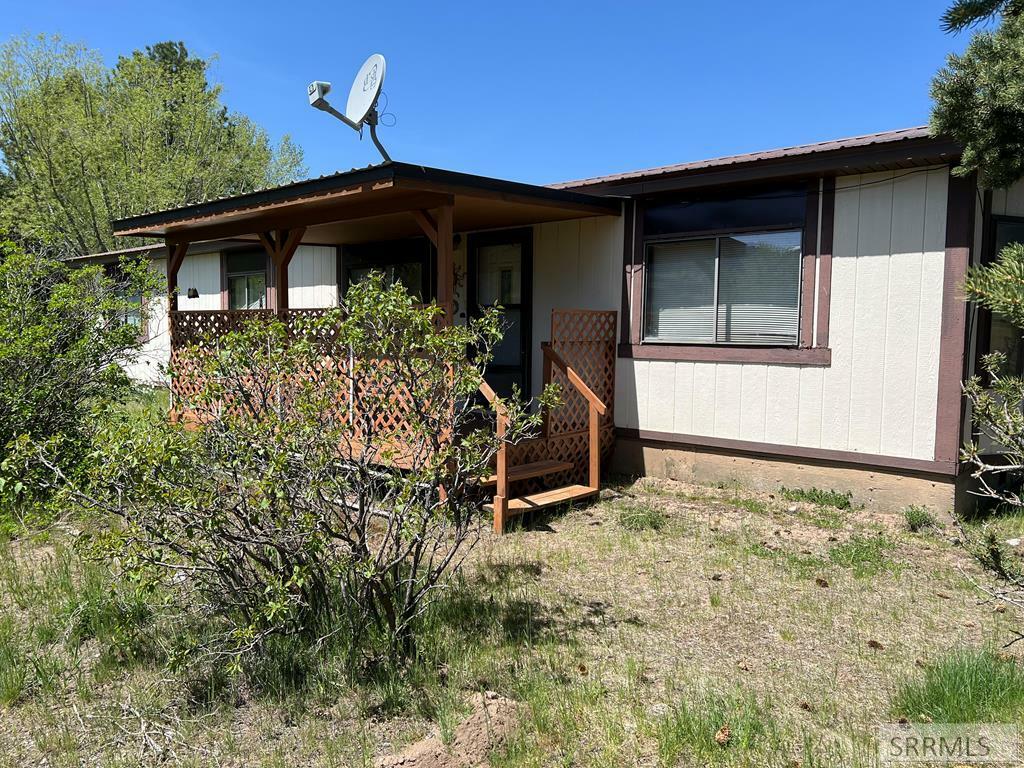 Property Photo:  433 Irwin North Road  ID 83428 