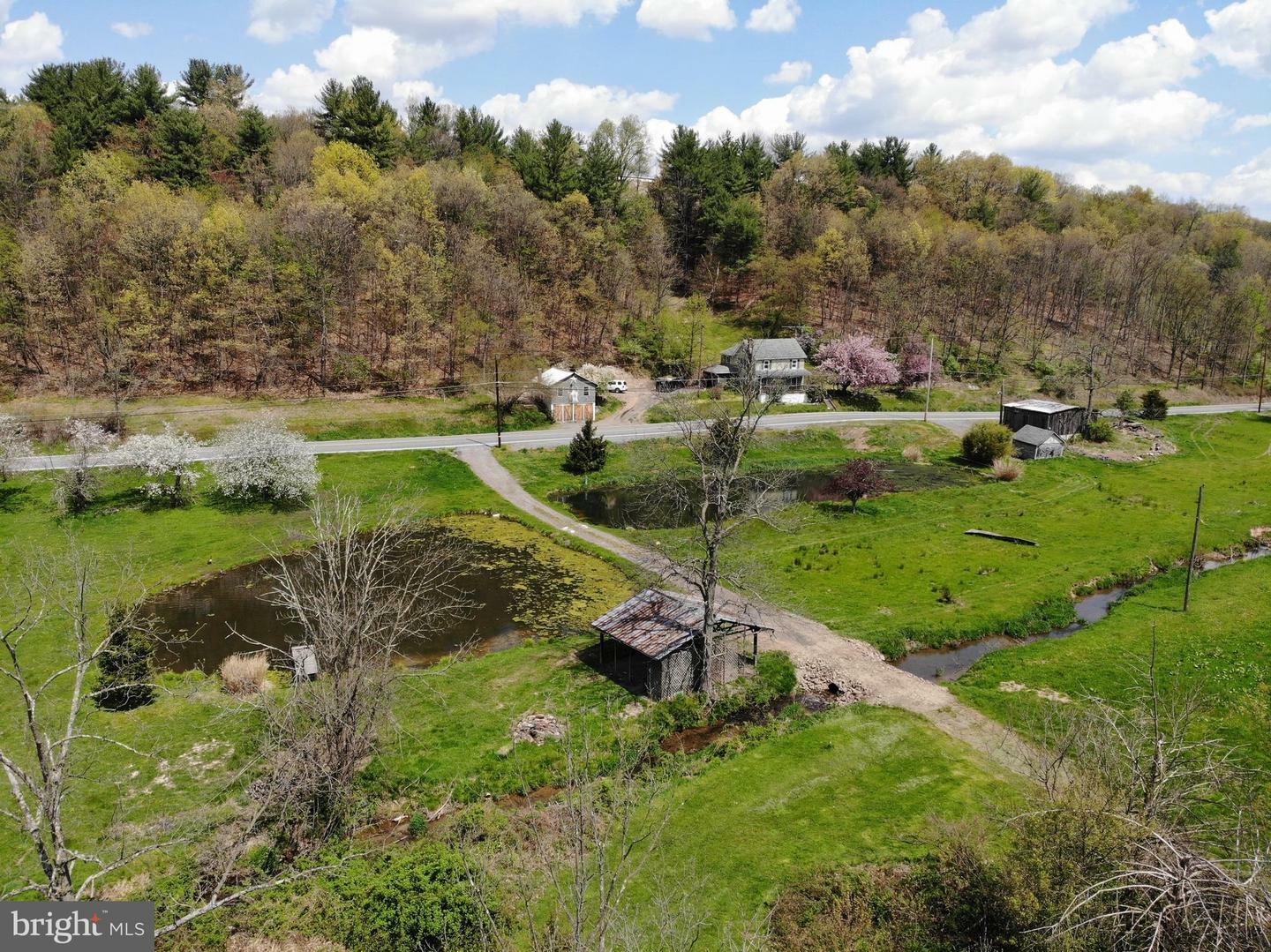 Property Photo:  1389 Fair Road  PA 17972 