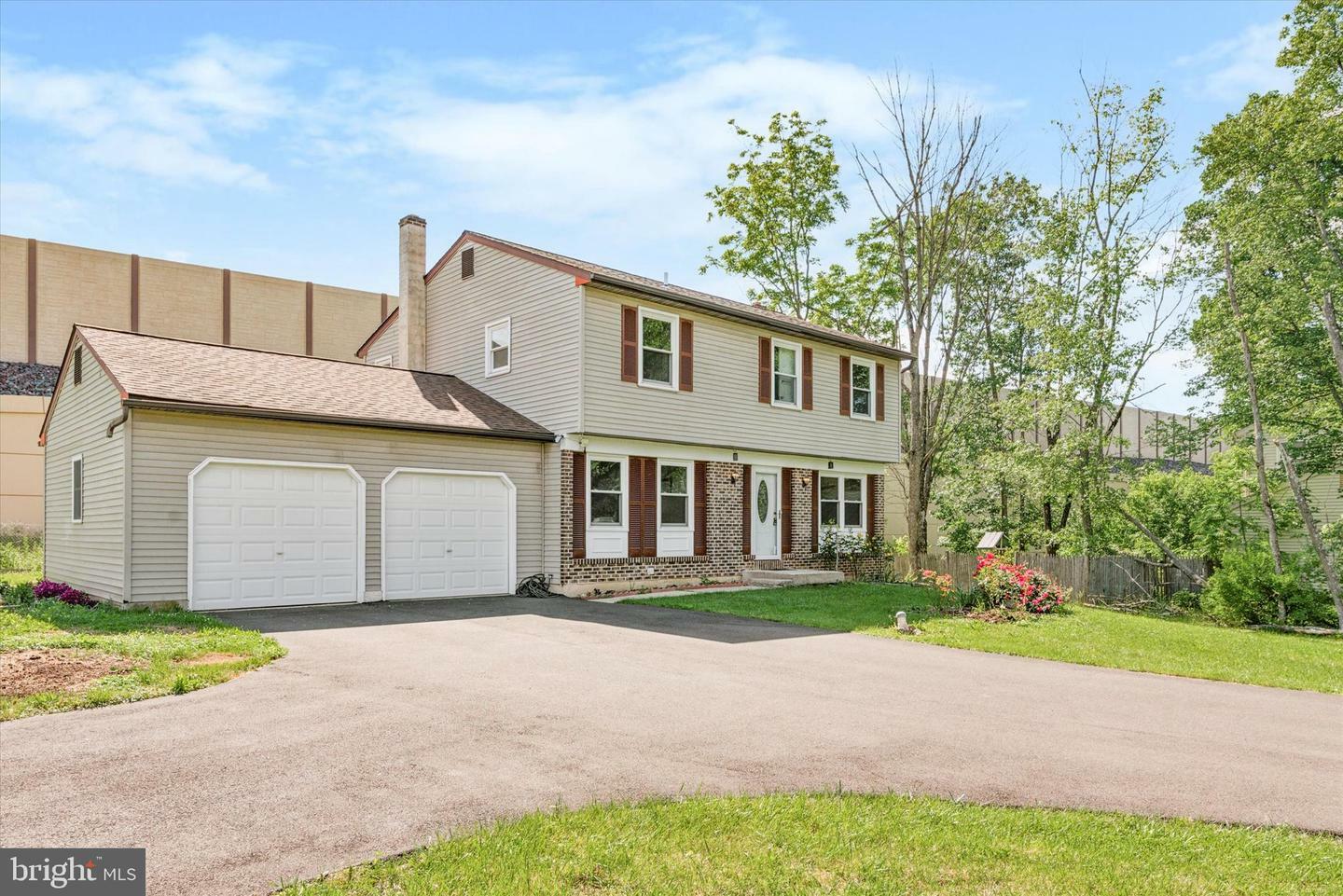 Property Photo:  1514 Ivywood Way  PA 19446 