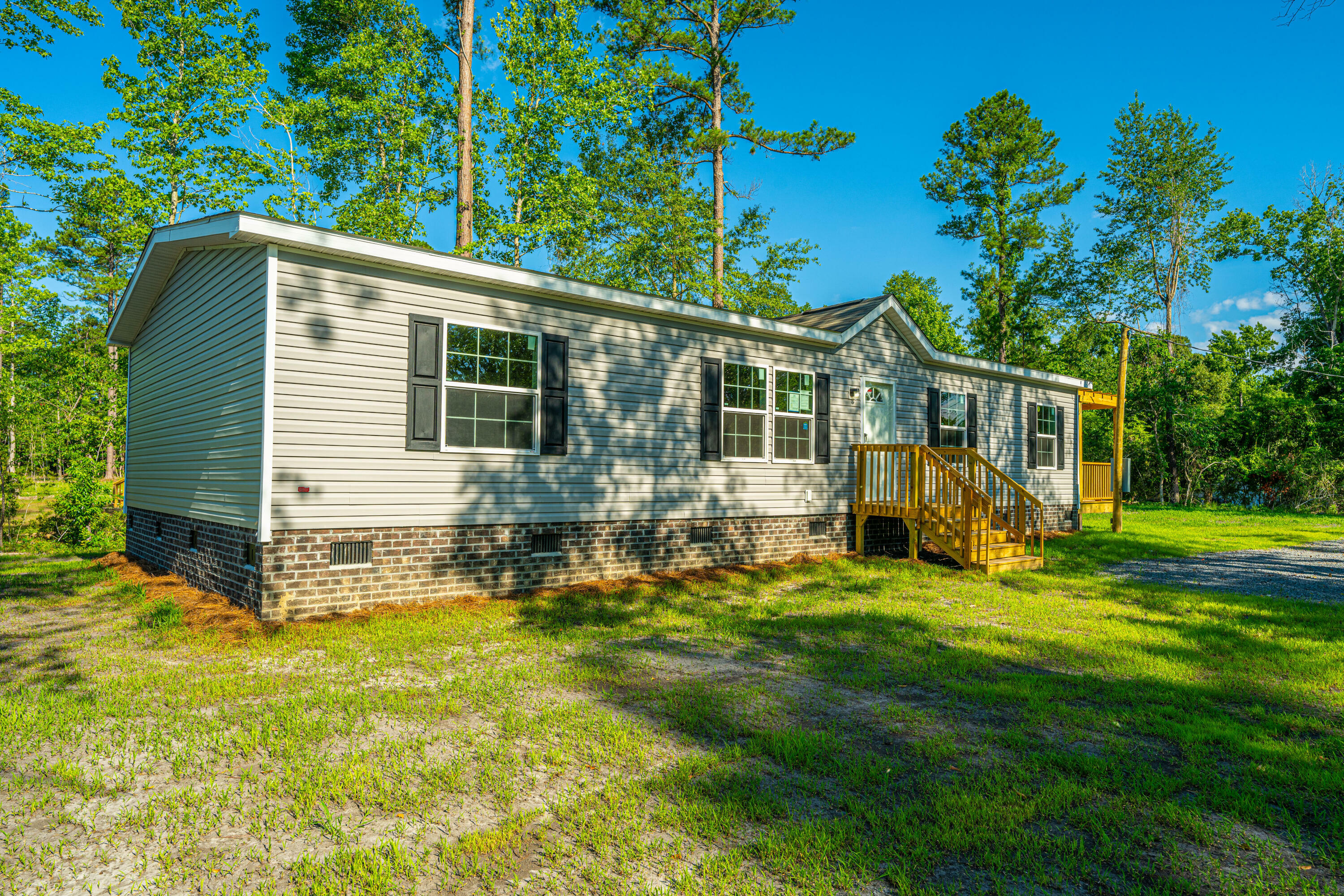 Property Photo:  225 Ash Hill Drive  SC 29048 