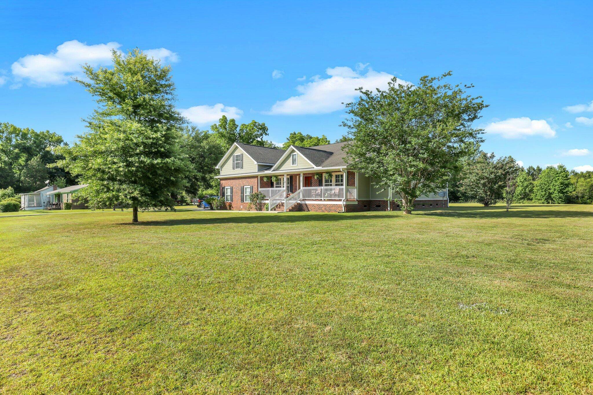 Property Photo:  2142 State Road  SC 29486 