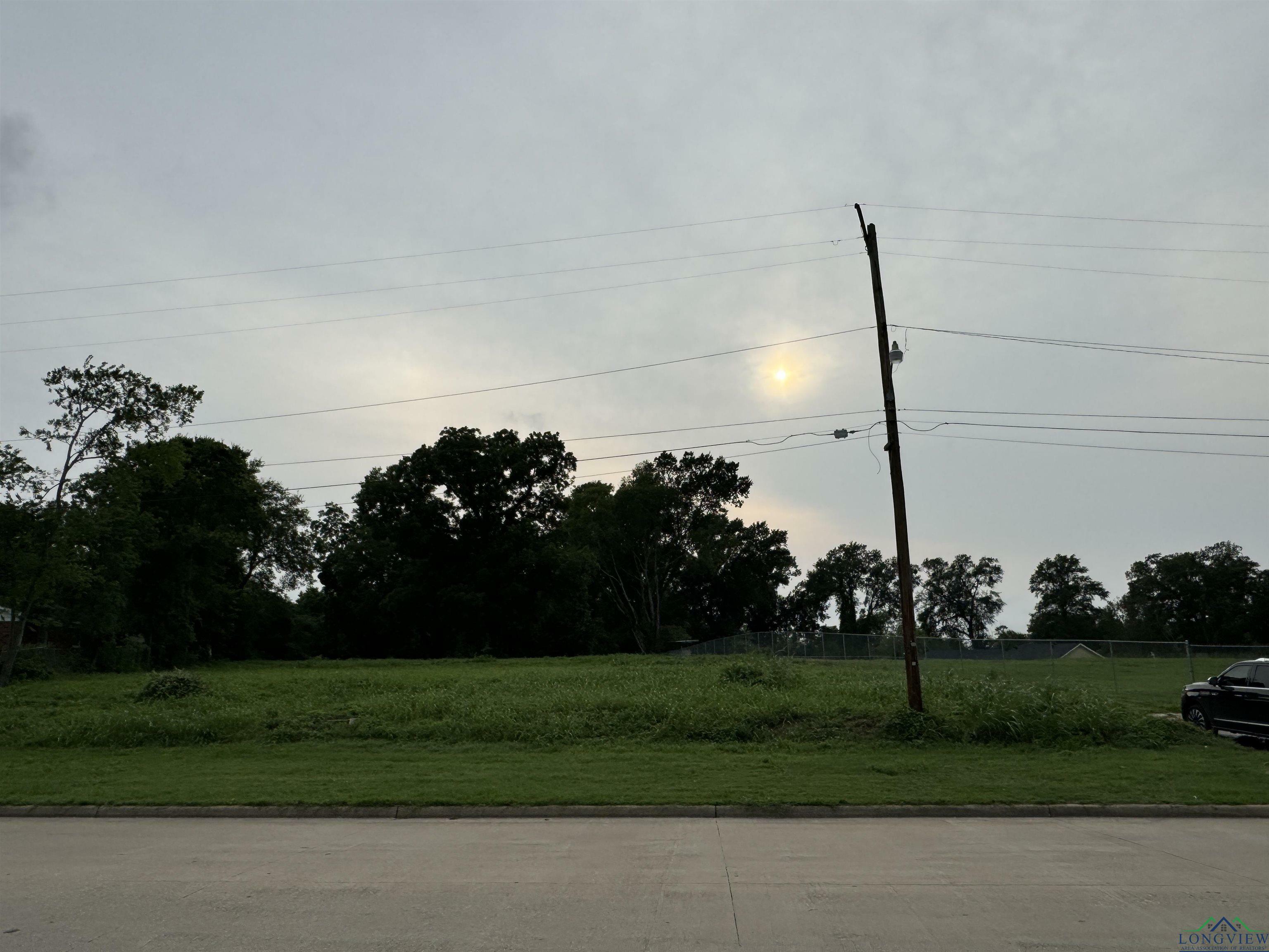 Property Photo:  709 N Mill  TX 75652 