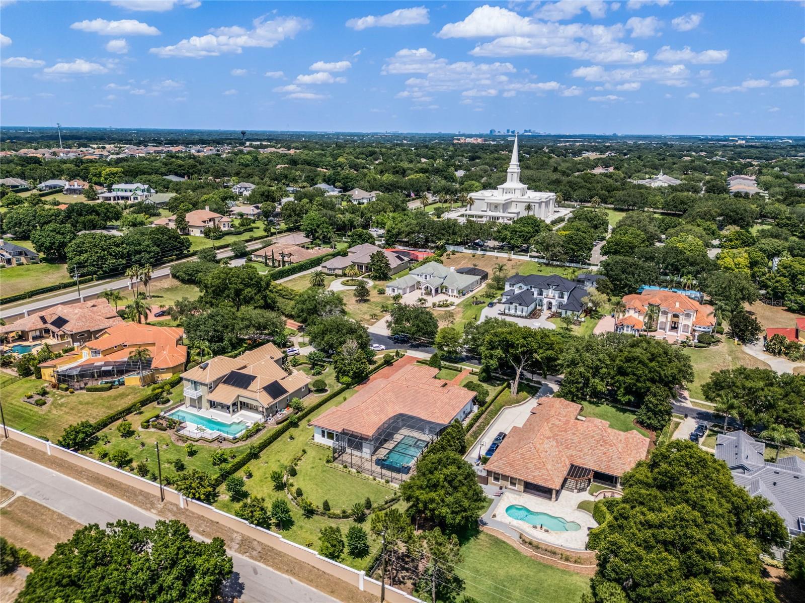 Property Photo: 3036 Seigneury Drive FL 34786