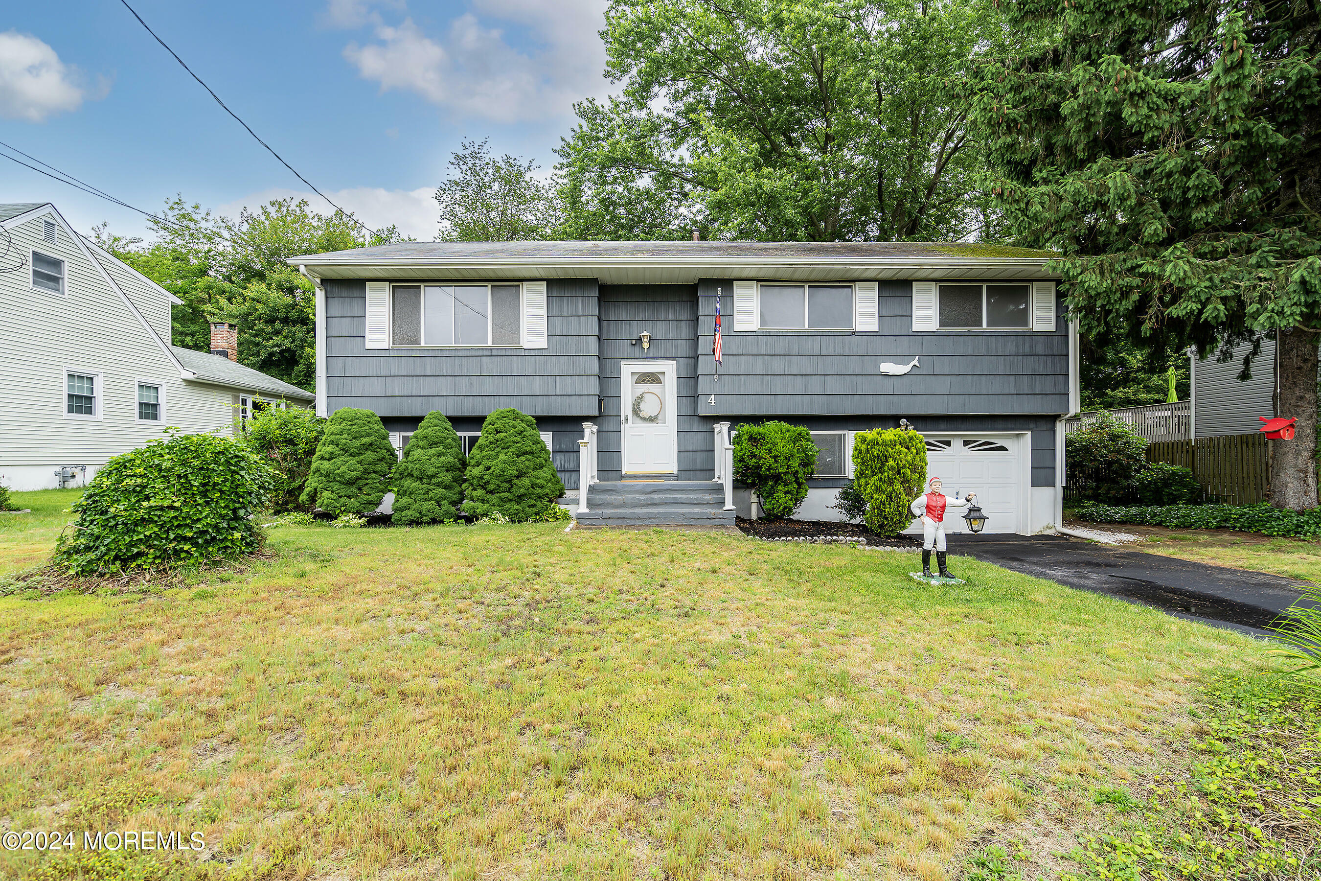 Property Photo:  4 Lawrence Drive  NJ 07753 