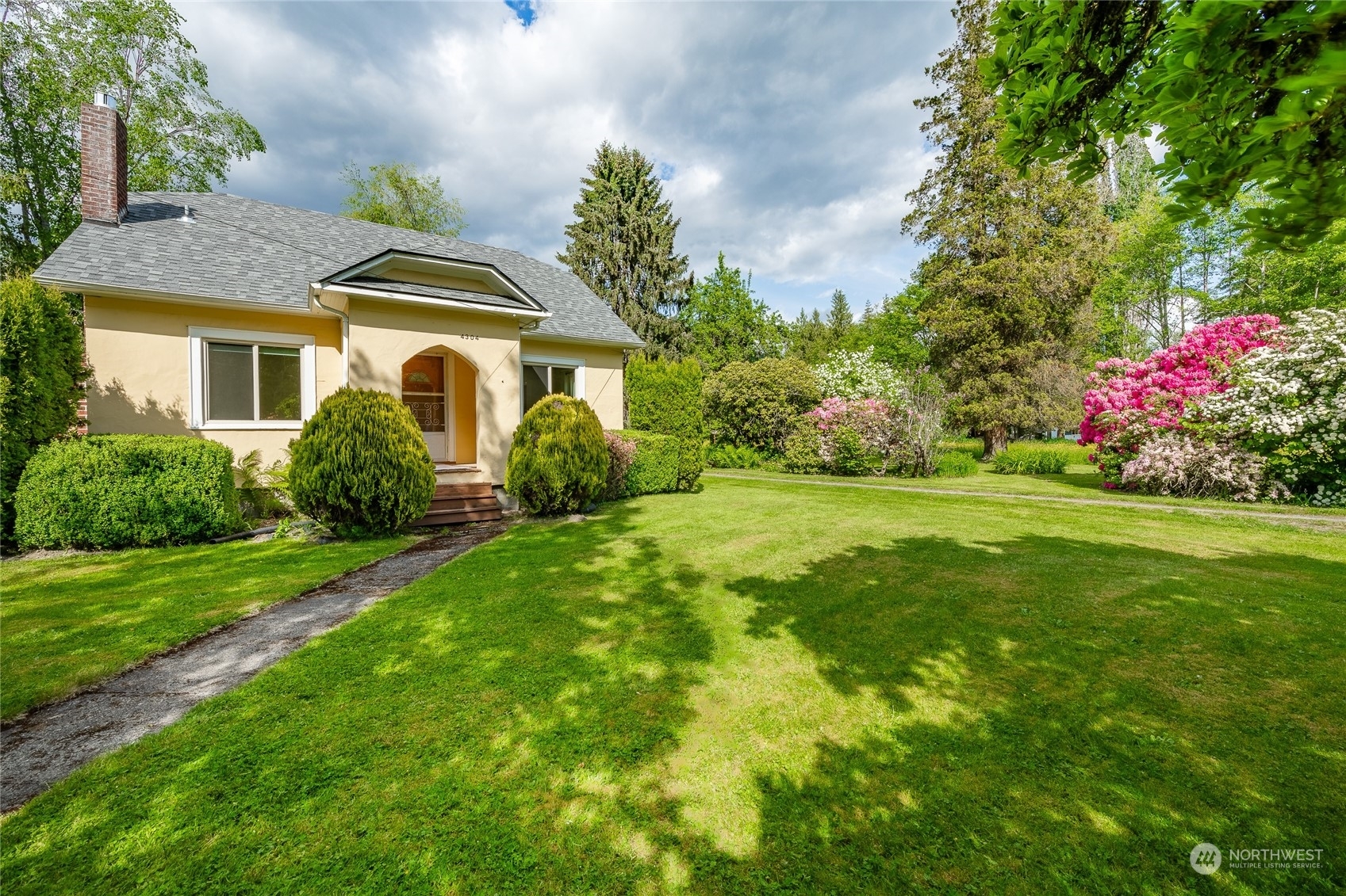 Property Photo:  4304 Deming Road  WA 98247 