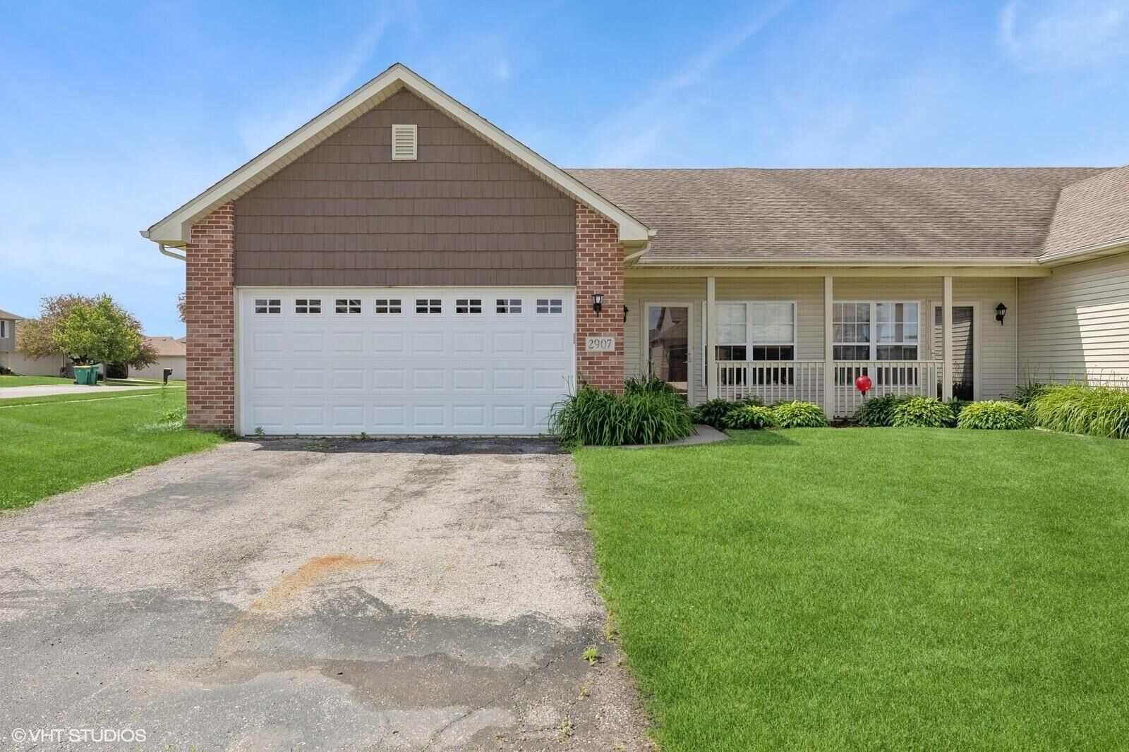 Property Photo:  2907 W 83rd Lane  IN 46410 