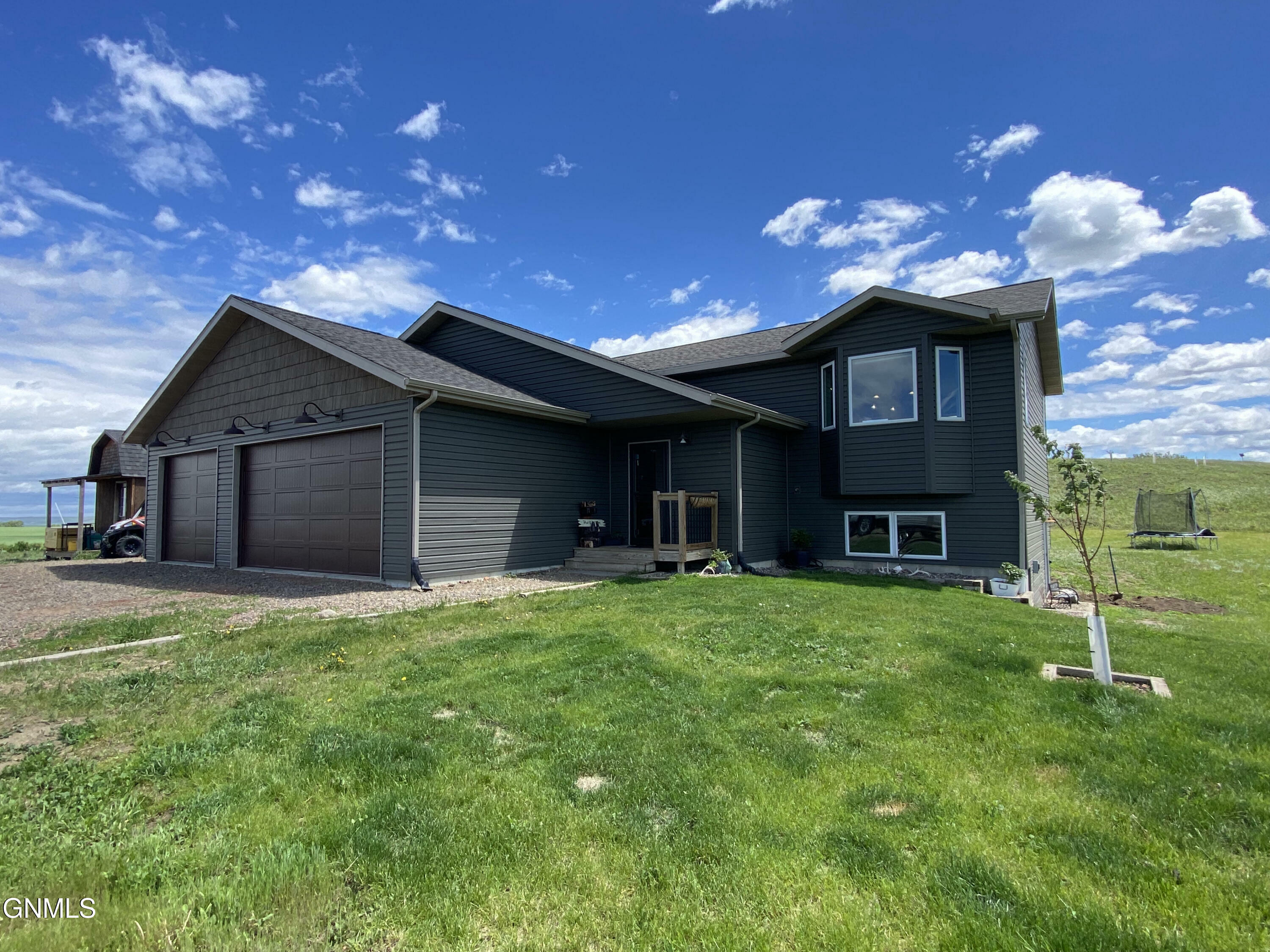 Property Photo:  3750 124F Avenue NW  ND 58854 