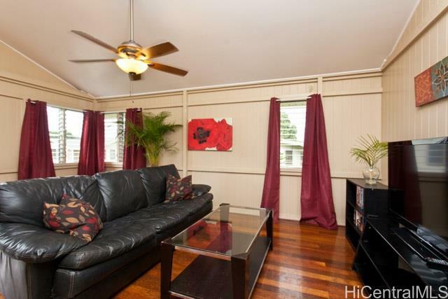 Property Photo:  392 N Circle Mauka Place  HI 96786 