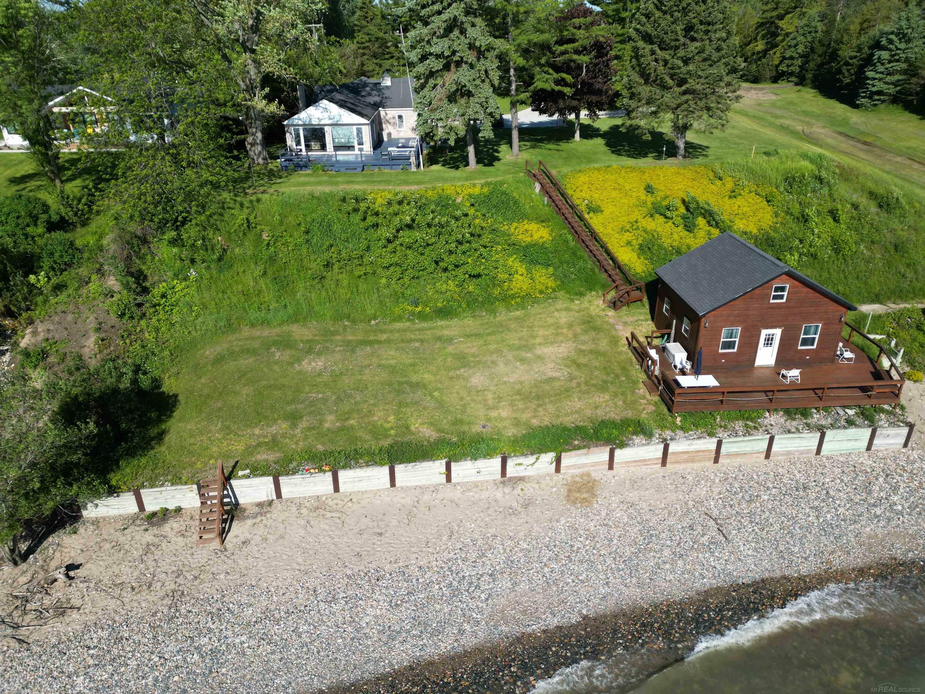 Property Photo:  1519 S Lakeshore  MI 48419 