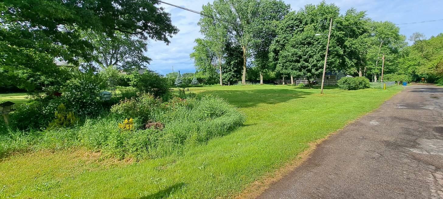 Property Photo:  1835 Merrimac Road  MI 49022 