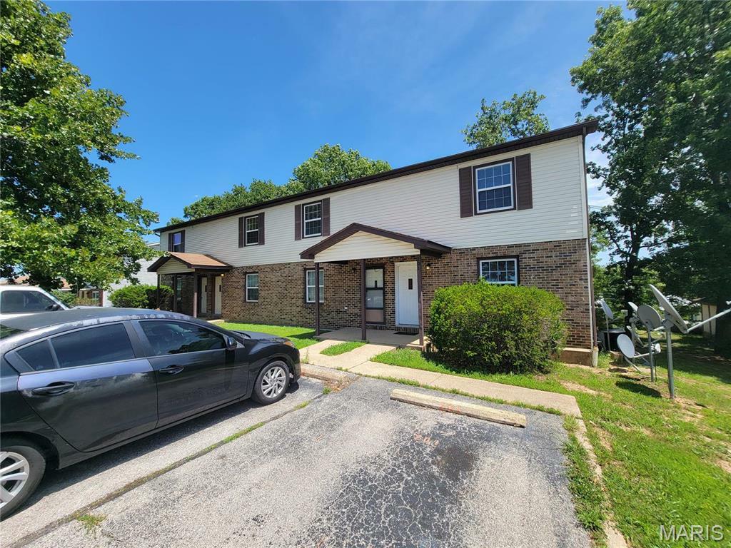 Property Photo: 201 Country Villa Lane MO 65584