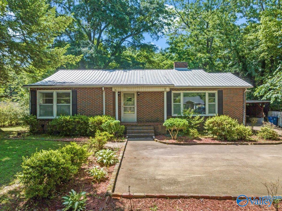 Property Photo:  242 Guntersville Road  AL 35016 